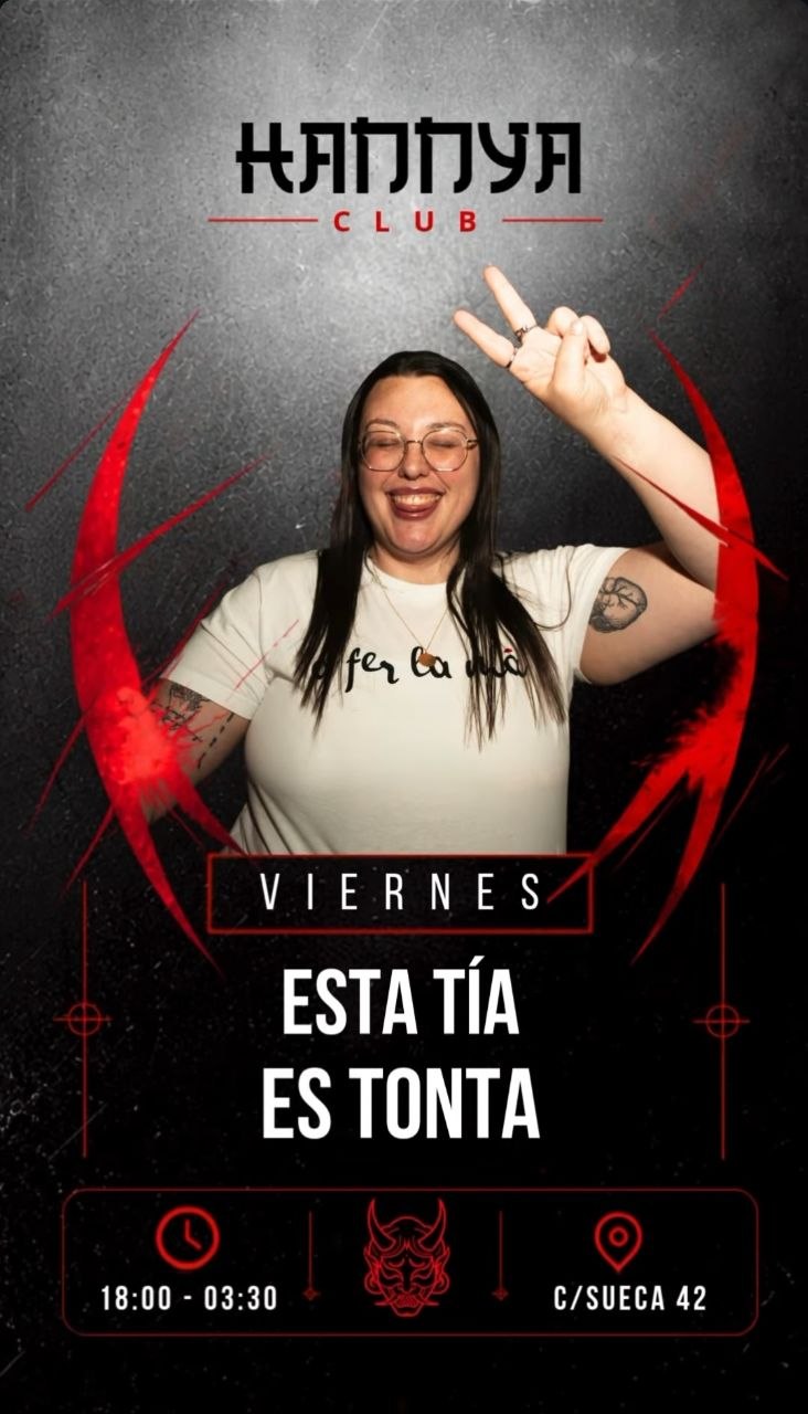 Esta Tía Es Tonta